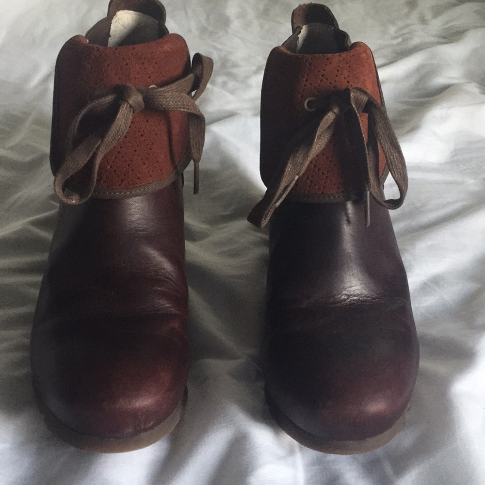 Merrell brown leather wedge booties